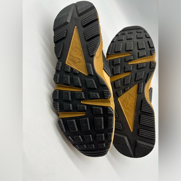 Nike Air Huarache LE Parline 2021 - Picture 8 of 10